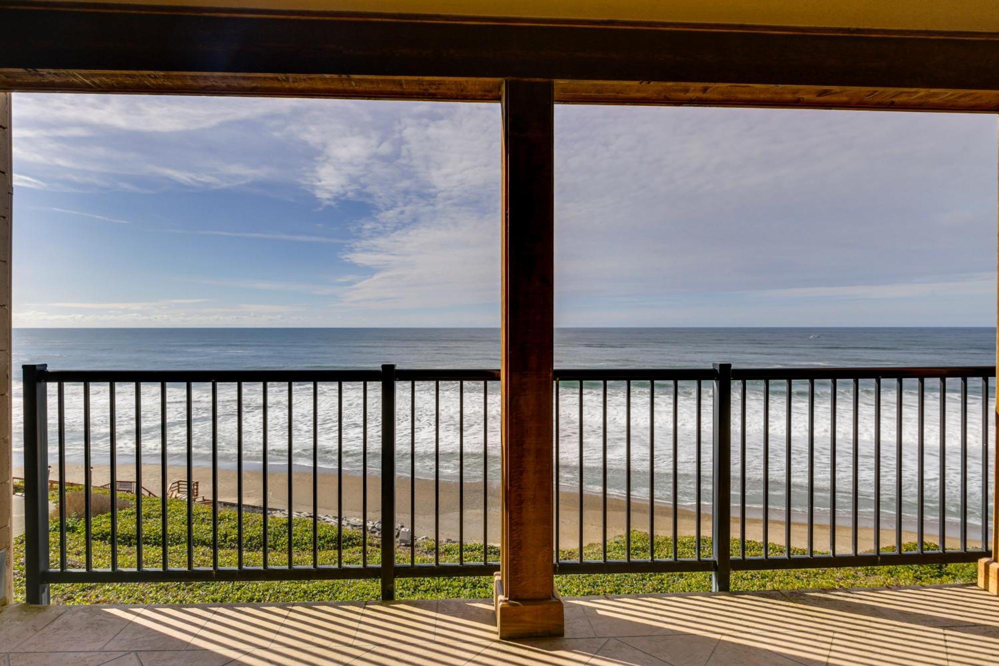 Comfortable Lincoln City Condo With Patio And Views! Zewnętrze zdjęcie